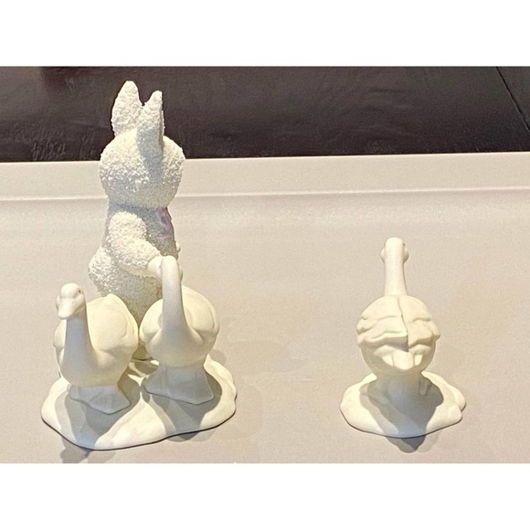 GOOSEY GOOSEY & GANDER  Springtime Stories Snowbunnies DEPT 56 - Picture 5 of 10